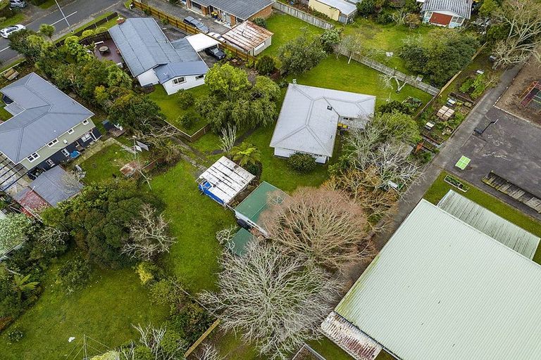 Photo of property in 20 Pinedale Place, Henderson, Auckland, 0610
