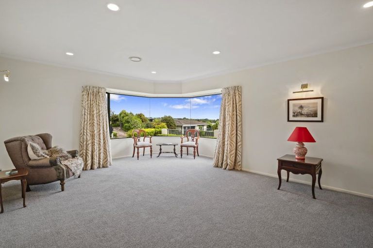 Photo of property in 24 Harvey Street, Waipahihi, Taupo, 3330