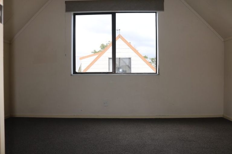 Photo of property in 46 Fitchett Street, Palmerston North, 4410