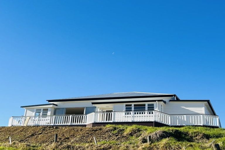 Photo of property in 184 Paparoa Station Road, Paparoa, 0571