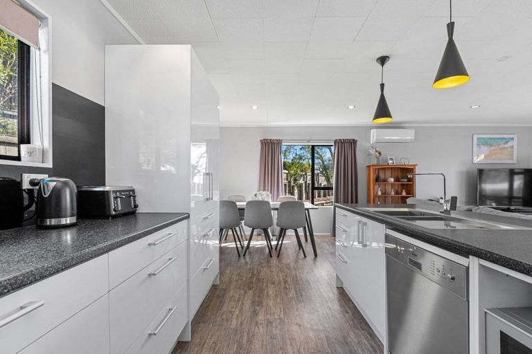 Photo of property in 3a Melrose Avenue, Owhata, Rotorua, 3010