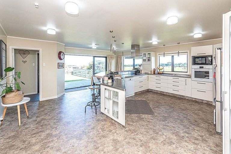 Photo of property in 1669 State Highway 3, Pakaraka, Whanganui, 4574