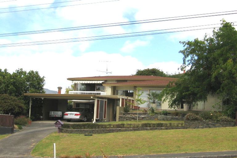 Photo of property in 25 Maritime Terrace, Birkenhead, Auckland, 0626