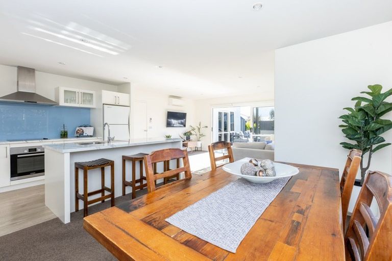 Photo of property in 5 Waitaki Way, Poraiti, Napier, 4112