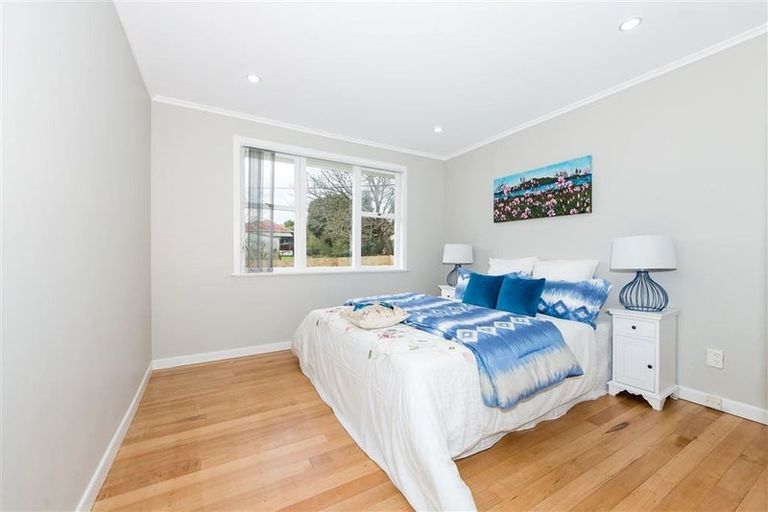 Photo of property in 4 Kelkirk Street, Kelston, Auckland, 0602