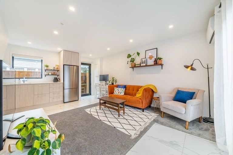 Photo of property in 3/123 Cambridge Terrace, Fairfield, Lower Hutt, 5011