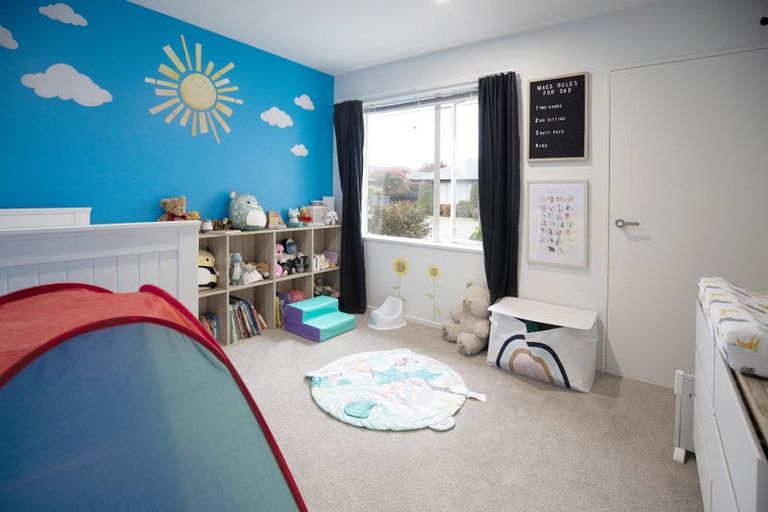 Photo of property in 4 Kessen Street, Pegasus, 7612