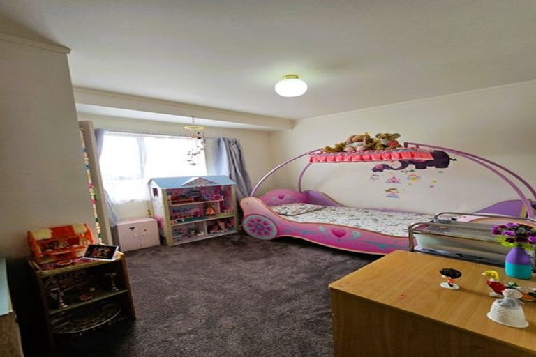 Photo of property in 2/570 High Street, Boulcott, Lower Hutt, 5010