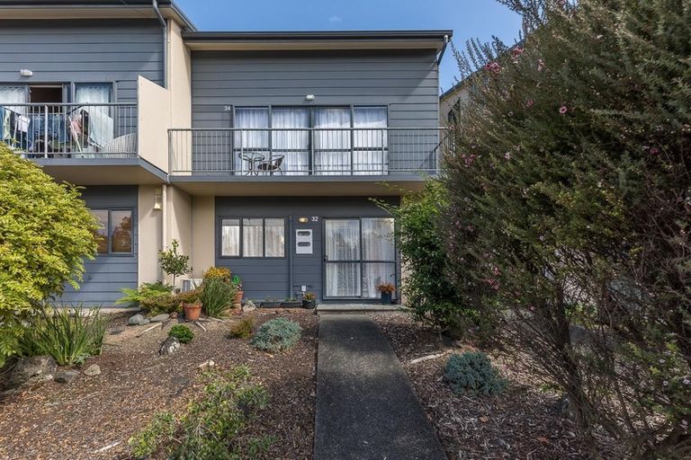 Photo of property in 32 Malaspina Place, Papatoetoe, Auckland, 2025