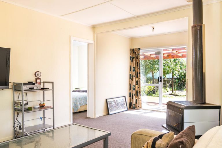 Photo of property in 13 Korari Crescent, Mangakino, 3421