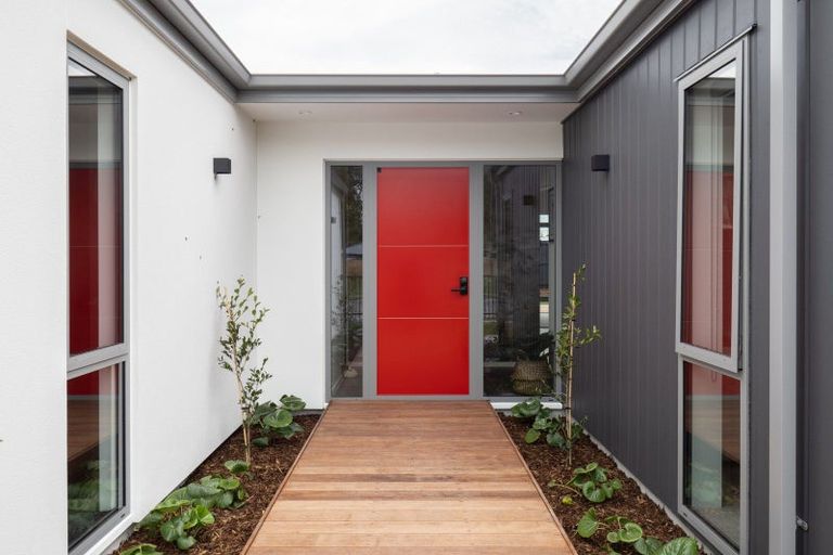 Photo of property in 6 Strowan Avenue, Elgin, Ashburton, 7700