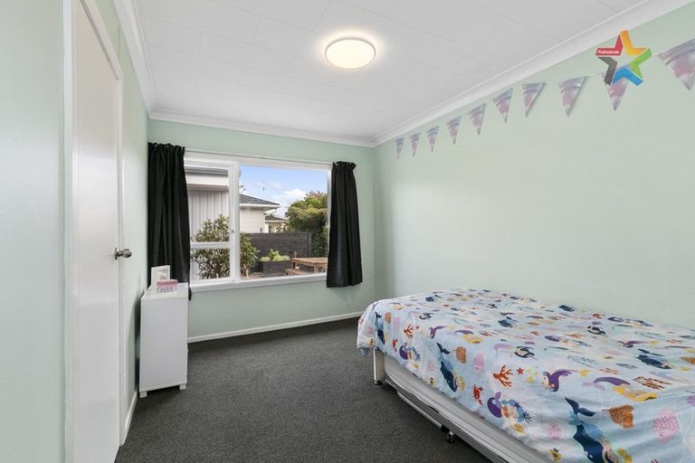 Photo of property in 73 Waipounamu Drive, Kelson, Lower Hutt, 5010