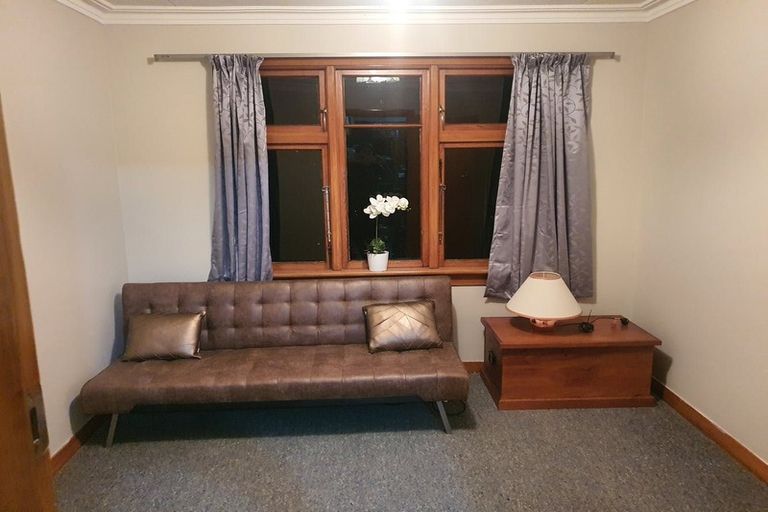 Photo of property in 6 Watson Street, Green Island, Dunedin, 9018