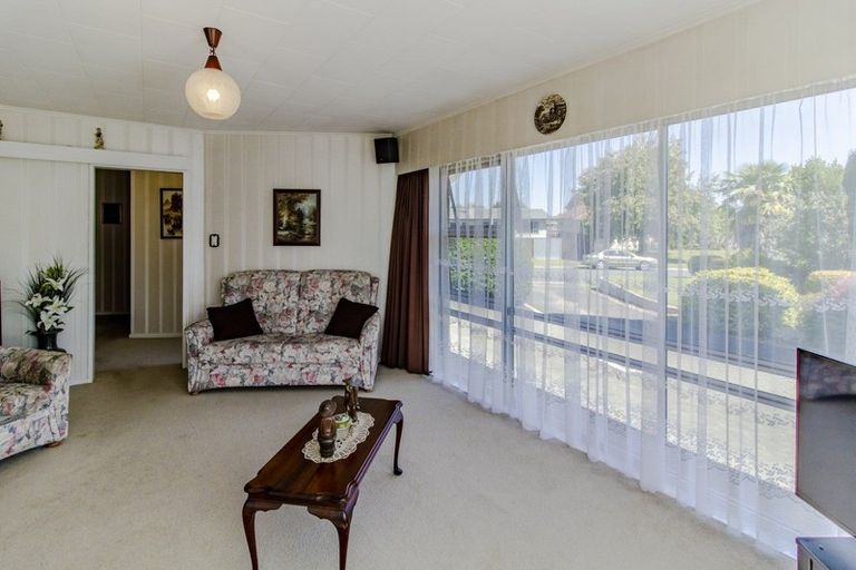 Photo of property in 29 Shortland Street, Tamatea, Napier, 4112