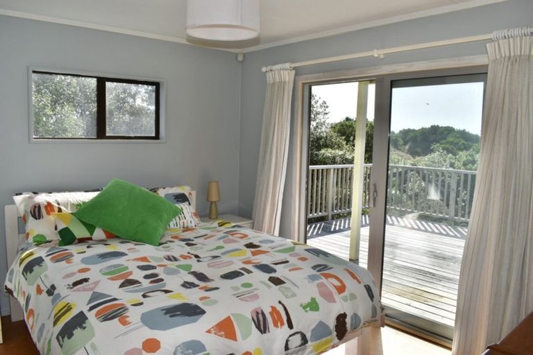 Photo of property in 45 Manga-pirau Street, Waikawa Beach, Manakau, 5573
