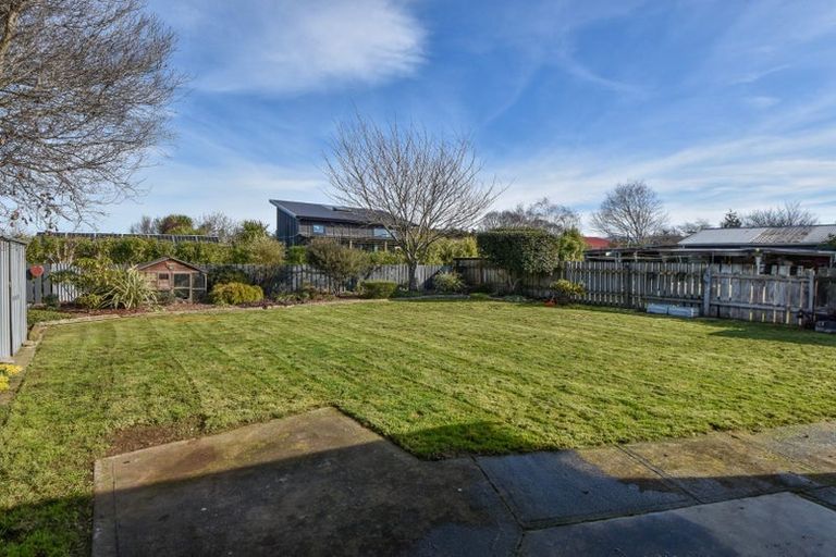 Photo of property in 12 Moore Crescent, Carterton, 5713