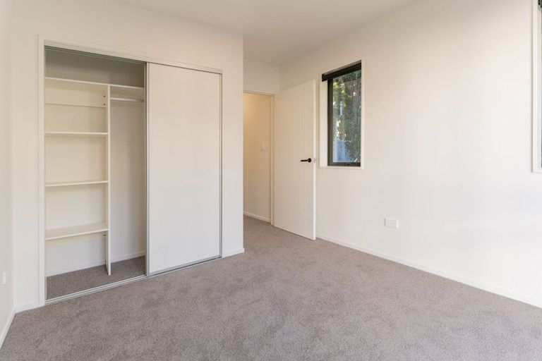 Photo of property in 16 Rangimarie Close, Opaheke, Papakura, 2113