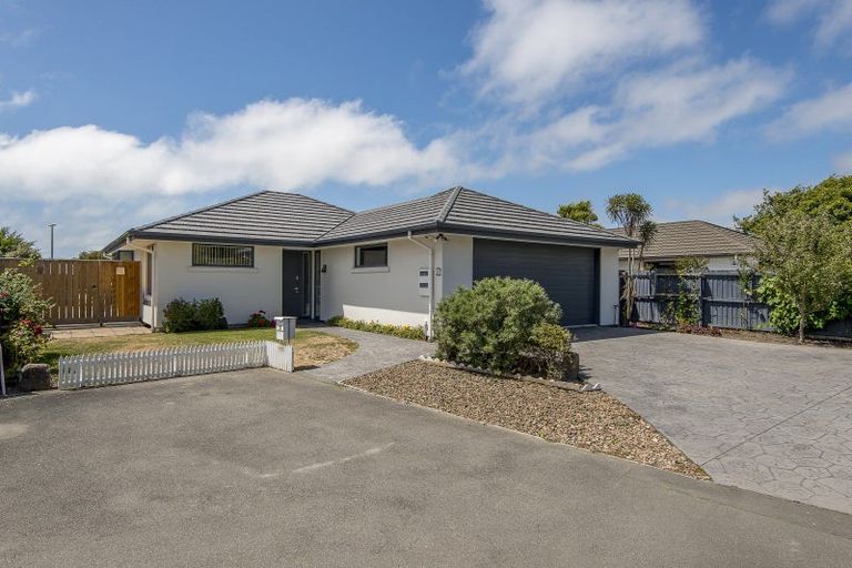 Photo of property in 10 Puhara Avenue, Parklands, Christchurch, 8083
