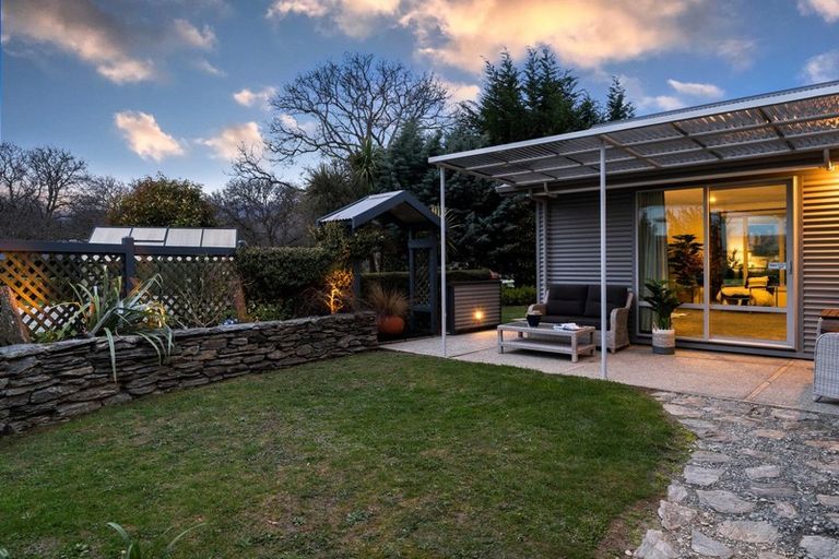 Photo of property in 7 Crawford Place, Lake Hayes, Queenstown, 9304