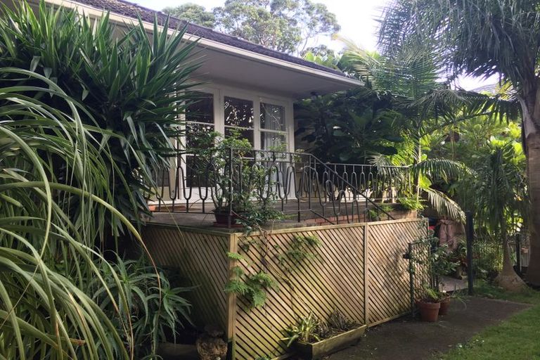 Photo of property in 525a Mount Albert Road, Three Kings, Auckland, 1042