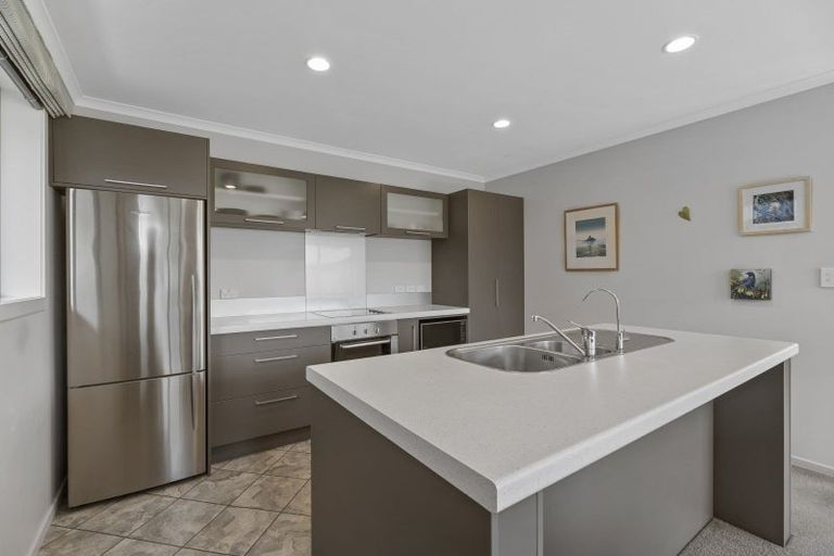 Photo of property in 9a Wilton Street, Westown, New Plymouth, 4310