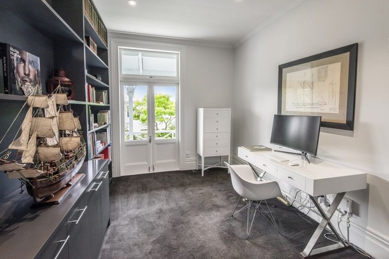 Photo of property in 29 Maritime Terrace, Birkenhead, Auckland, 0626