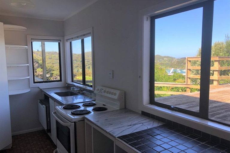 Photo of property in 99 Doves Bay Road, Kerikeri, 0294