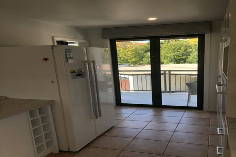 Photo of property in 132 Harbour Village Drive, Gulf Harbour, Whangaparaoa, 0930