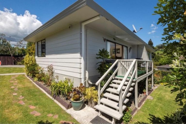 Photo of property in 65 Waitaha Road, Welcome Bay, Tauranga, 3112