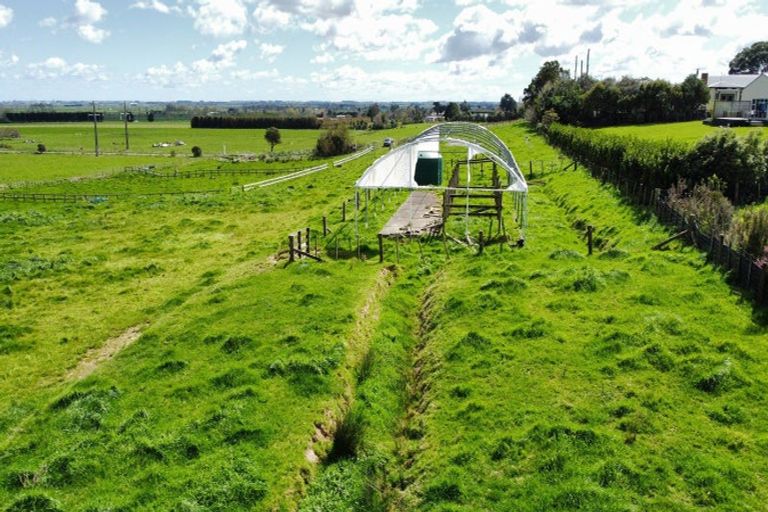 Photo of property in 98 Konini Street, Tokomaru, Palmerston North, 4474