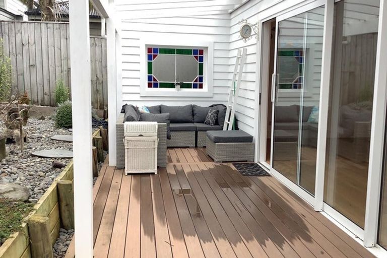 Photo of property in 19 Mozeley Avenue, Devonport, Auckland, 0624