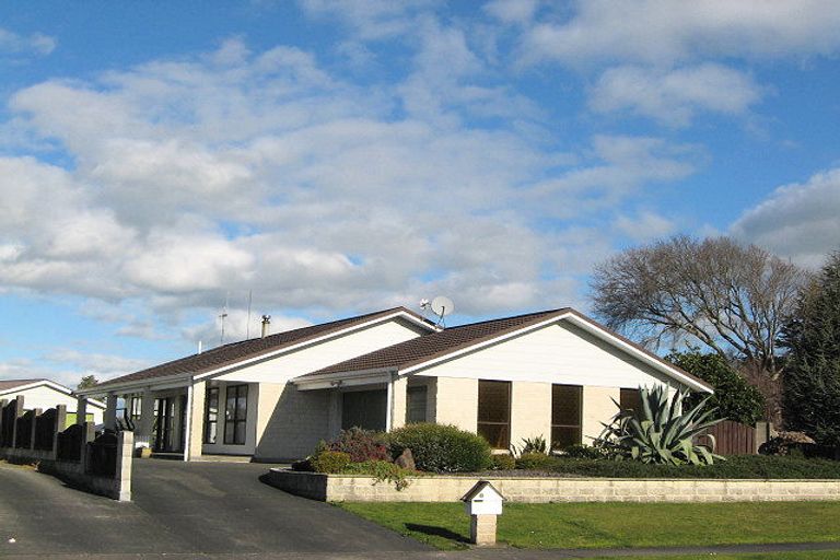 Photo of property in 6 Dunsinane Place, Marton, 4710