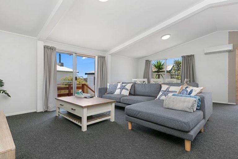 Photo of property in 922a Papamoa Beach Road, Papamoa Beach, Papamoa, 3118