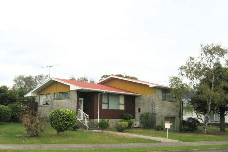 Photo of property in 46 Aniseed Grove, Timberlea, Upper Hutt, 5018