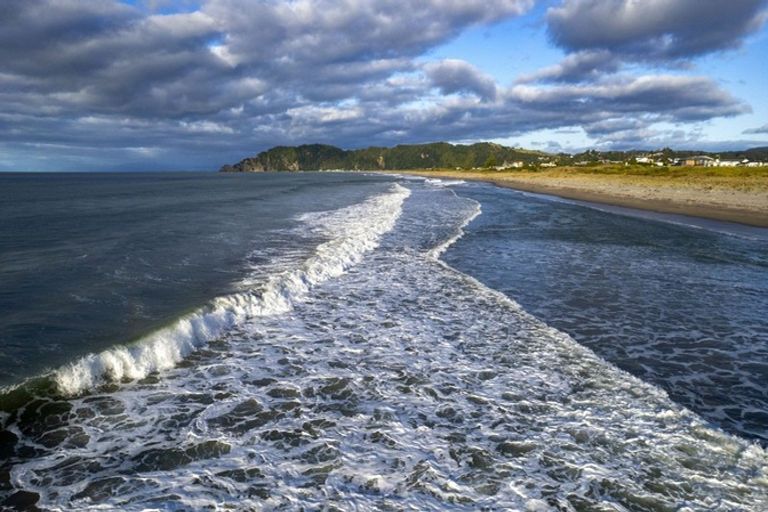 Photo of property in 18 Pacific Parade, Coastlands, Whakatane, 3120