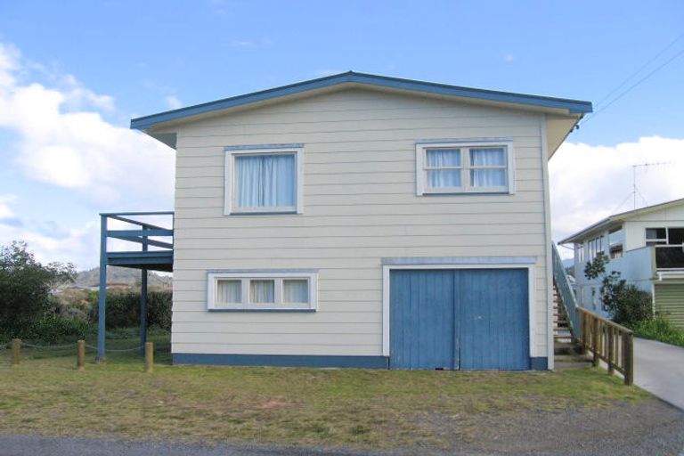 Photo of property in 107 Barrowclough Road, Whangamata, 3620