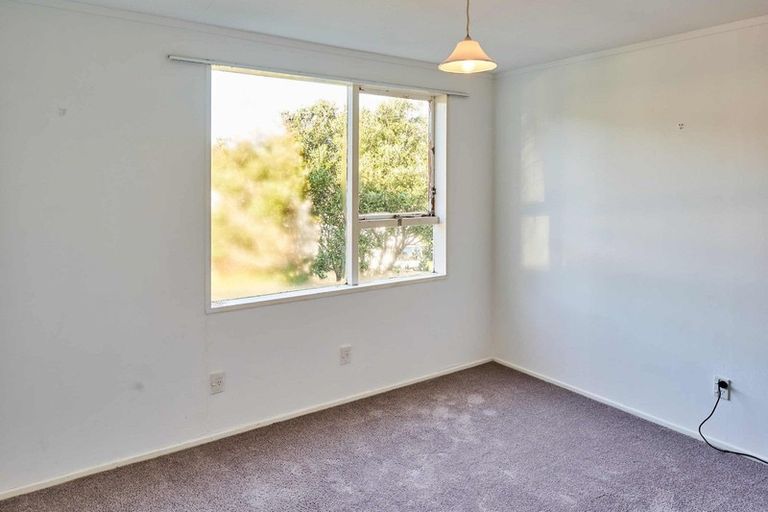 Photo of property in 11 Lauderdale Road, Papakowhai, Porirua, 5024