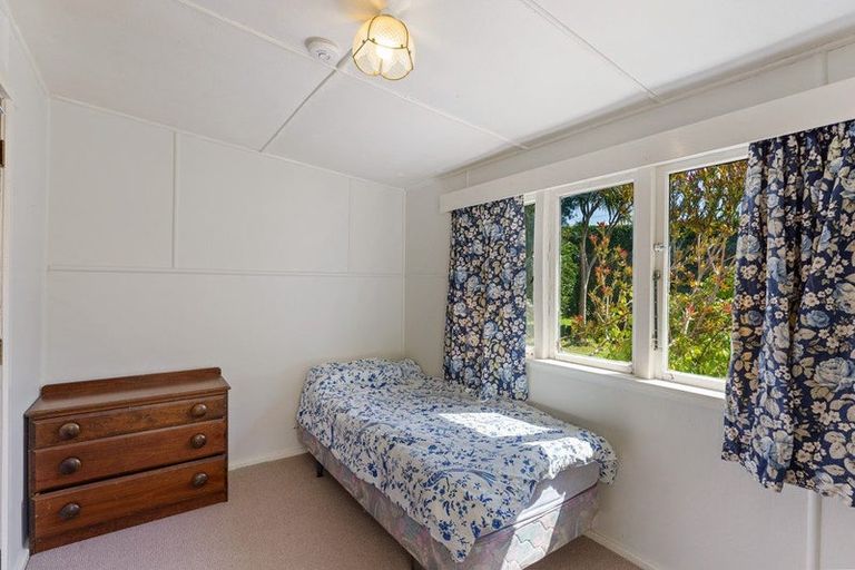 Photo of property in 56 Te Moana Road, Waikanae Beach, Waikanae, 5036