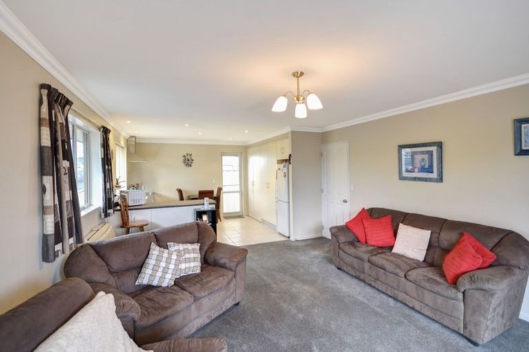 Photo of property in 4/4 Reid Avenue, Mosgiel, 9024