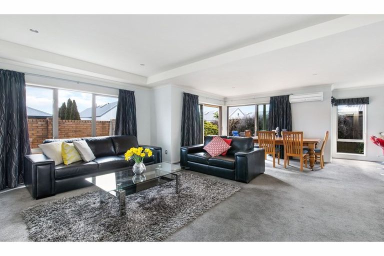 Photo of property in 25 Cognac Drive, Yaldhurst, Christchurch, 8042