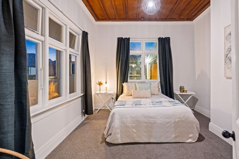 Photo of property in 77 Wesley Street, South Dunedin, Dunedin, 9012