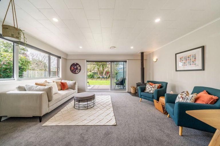 Photo of property in 1a Bracken Street, Wallaceville, Upper Hutt, 5018
