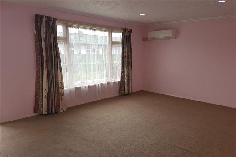 Photo of property in 4/552 Worcester Street, Linwood, Christchurch, 8011