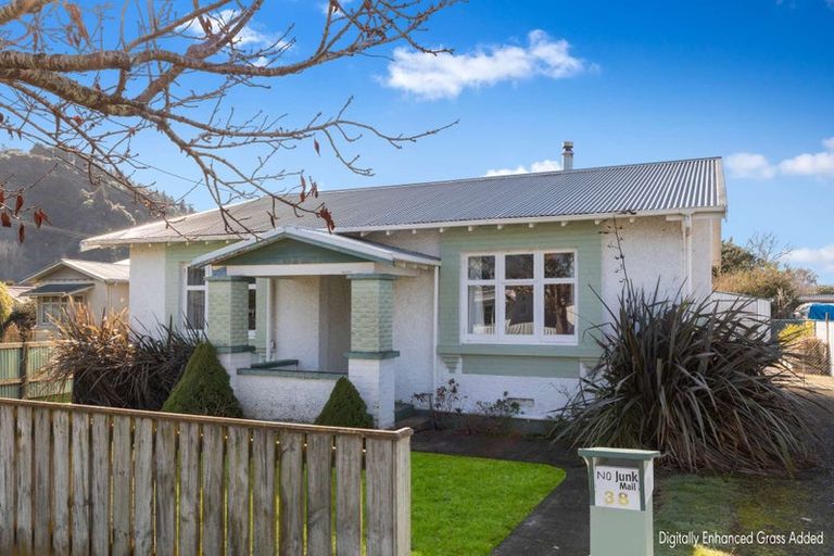 Photo of property in 38 Cumbrae Place, Aramoho, Whanganui, 4500