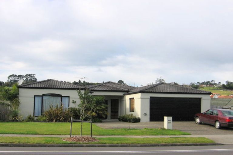 Photo of property in 164 Kilkenny Drive, East Tamaki Heights, Auckland, 2016