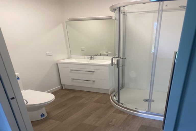 Photo of property in 2/139 Weston Road, St Albans, Christchurch, 8052