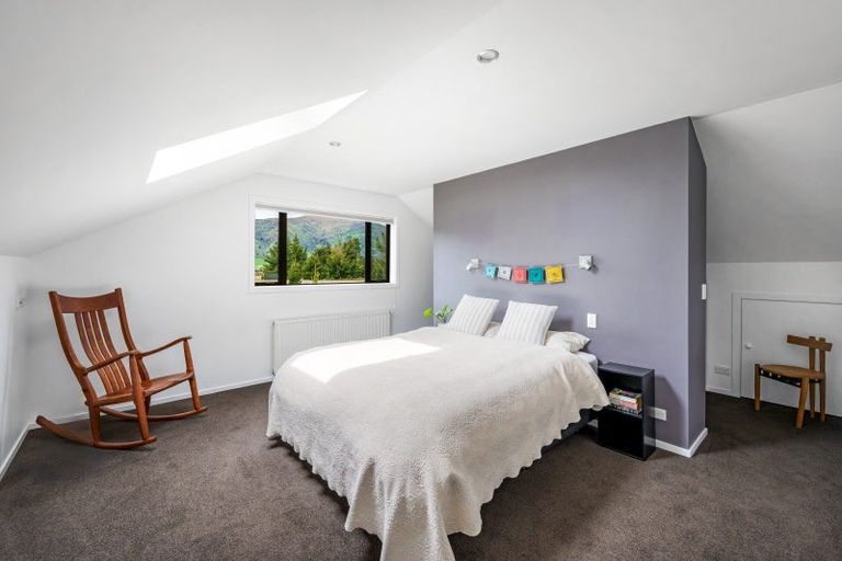 Photo of property in 37 Lichen Lane, Lake Hawea, Wanaka, 9382