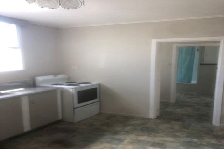 Photo of property in 5/52 Bannerman Road, Morningside, Auckland, 1022