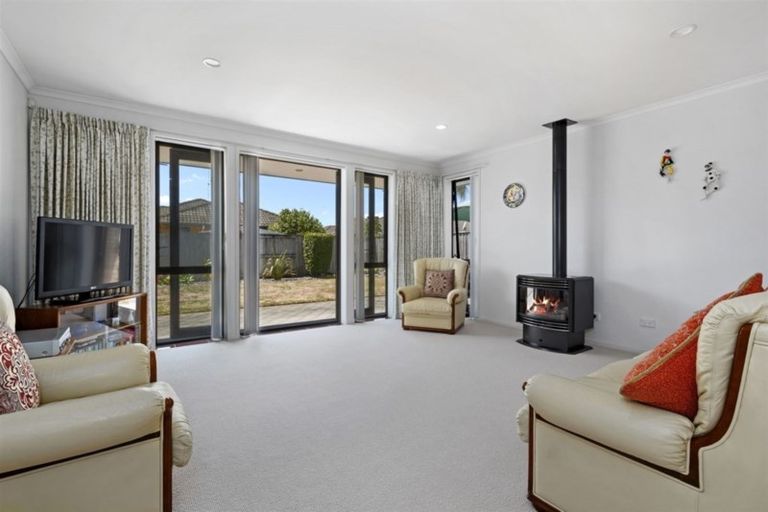 Photo of property in 109 Doncaster Drive, Papamoa Beach, Papamoa, 3118