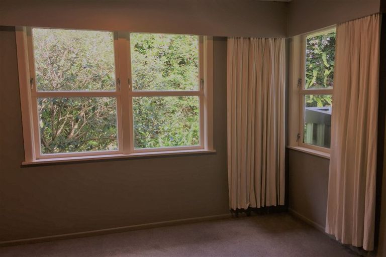 Photo of property in 525a Mount Albert Road, Three Kings, Auckland, 1042